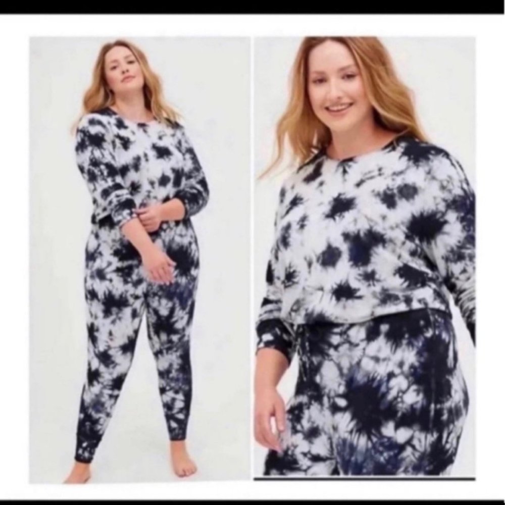 Torrid Active Black And White Tie Die Long Sleeve Sweatshirt and Joggers Sz 1